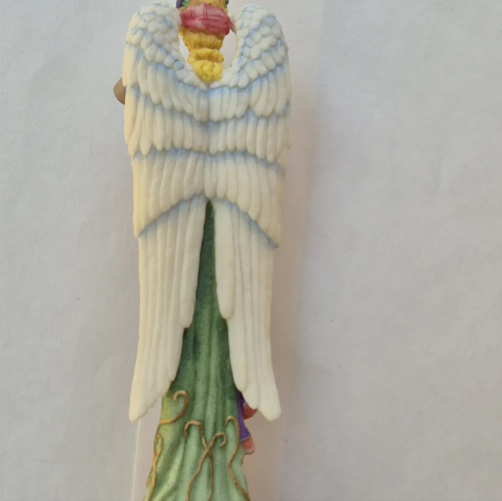 Lenox Angel of Harmony Figurine with Mandolin 1997 - Picture 8 of 15